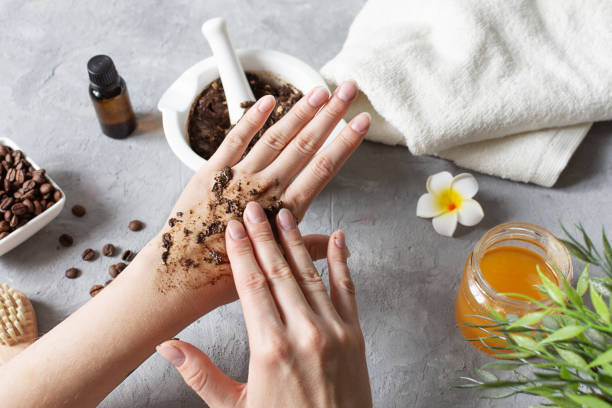 Coffee and Olive Oil Scrub for Dry Skin